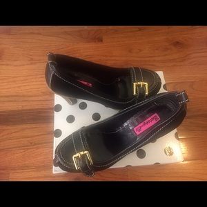 COPY - Betsy Johnson "Betseyville" Heels
